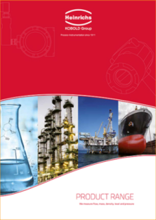 Reklambroschyromslag för heinrichs messtechnik med bilder på industriell utrustning som raffinaderier och fartyg, med rött och blått färgtema.